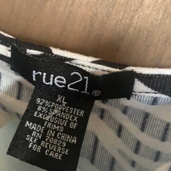 Relisted Rue21 top zebra print ribbed crop top cropped casual summer retro XL jr - Picture 7 of 15